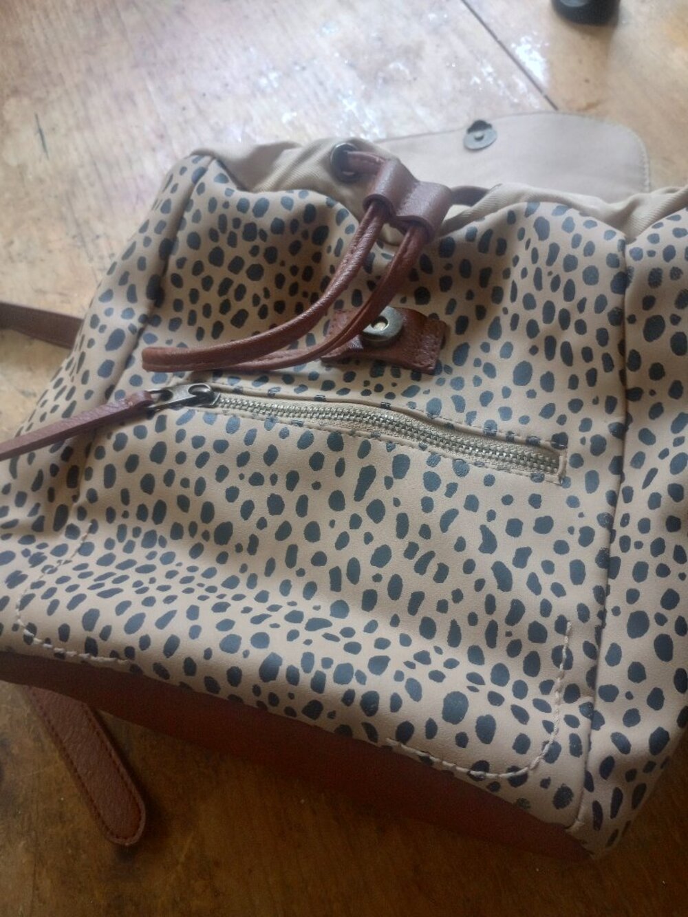 Universal Thread Lady Bag - Picture 3 of 6